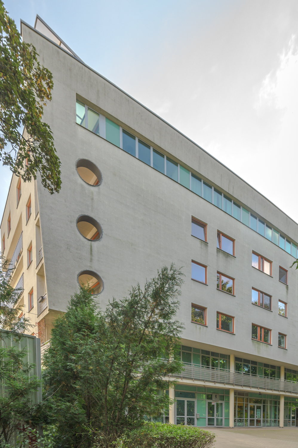 Zdjęcie architektury budynku Budynek mieszkalno-usługowy